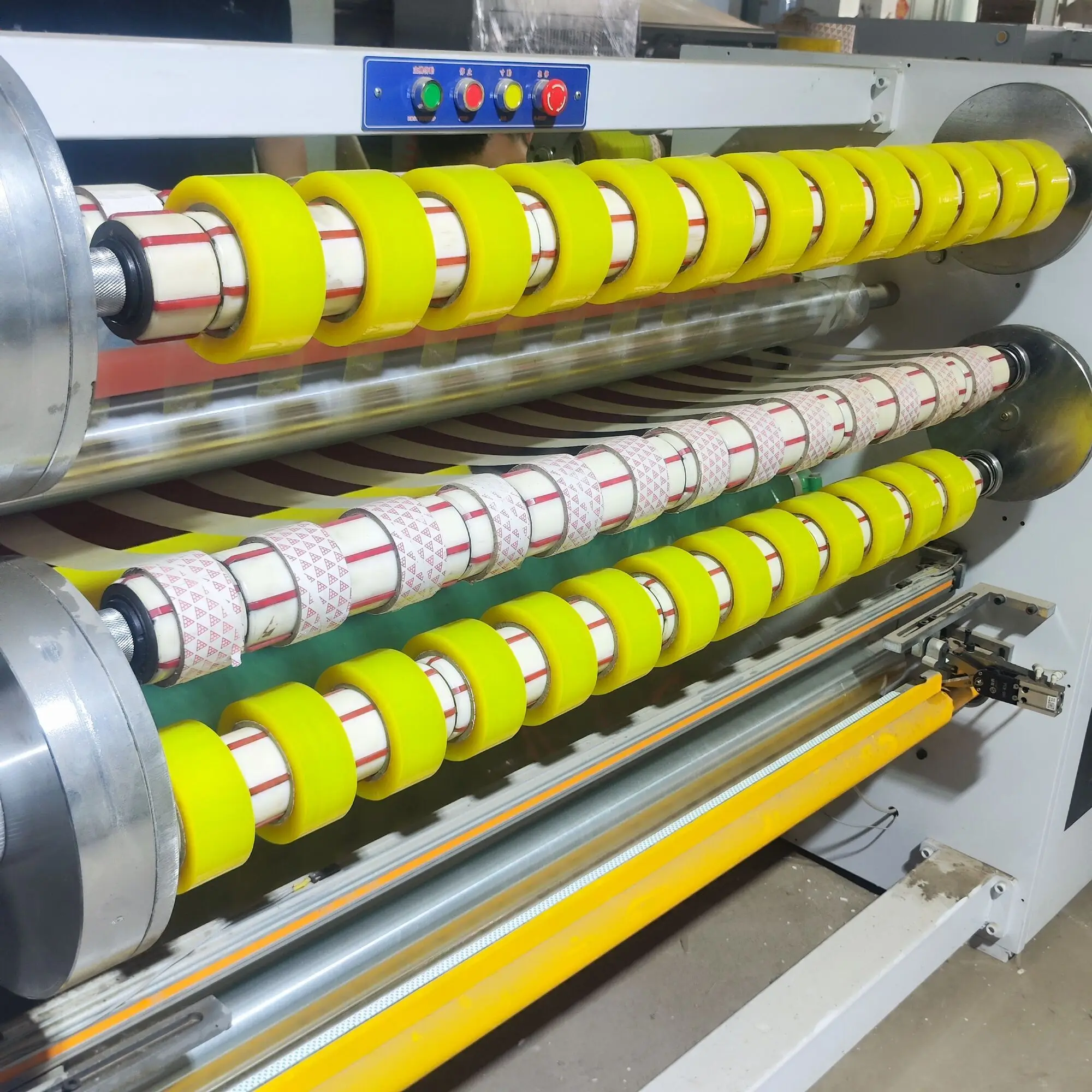 Fully automatic bopp stationery tape slitting machine pvc electrical insulation adhesive tape cutting machine