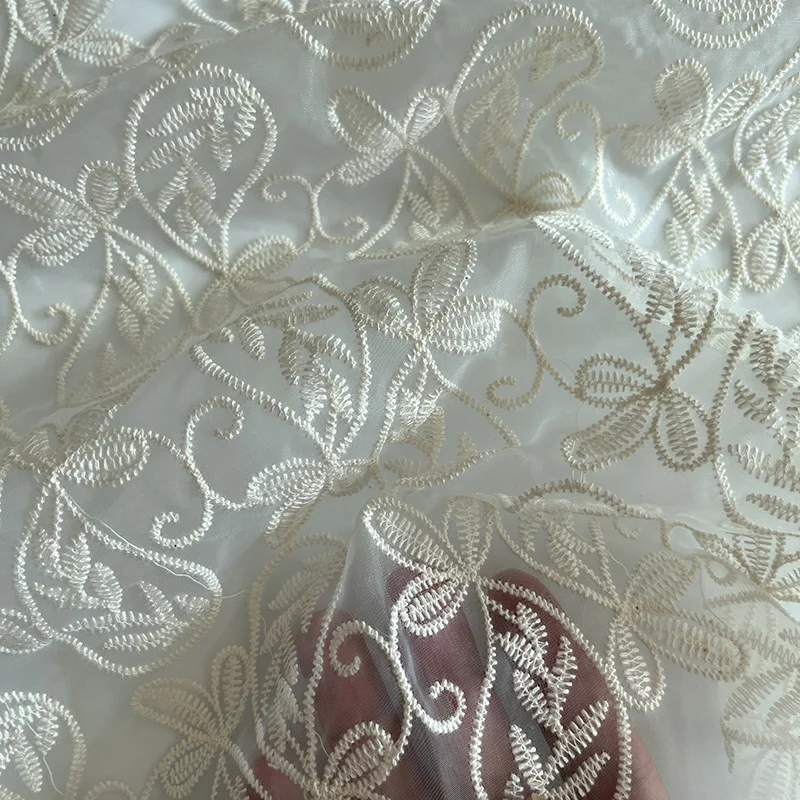 

Ткань из вышитого сетчатого кружева шириной 130 см с цветочным узором для свадебных и вечерних платьев, мягкая сетчатая ткань для шитья своими руками