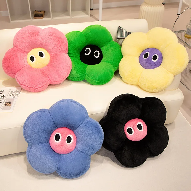 New Simulation Fluffly Realistic Color Five Petal Flower Decor Plush Cushion Toy Stuffed Plants Soft Throw Pillow Foot Mat Gifts