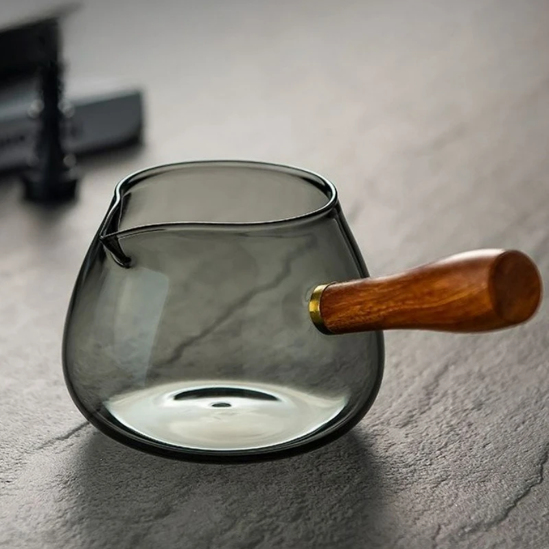 Thickened Glass Fair Cup Eagle Mouth Side Wood Handle Heat-resistant Kung Fu Tea Cup Household Teaware Transparent Teapot New