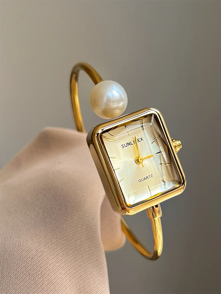 

Temperament square niche classic design watch women's gold luxury high value pearl quartz women's watch