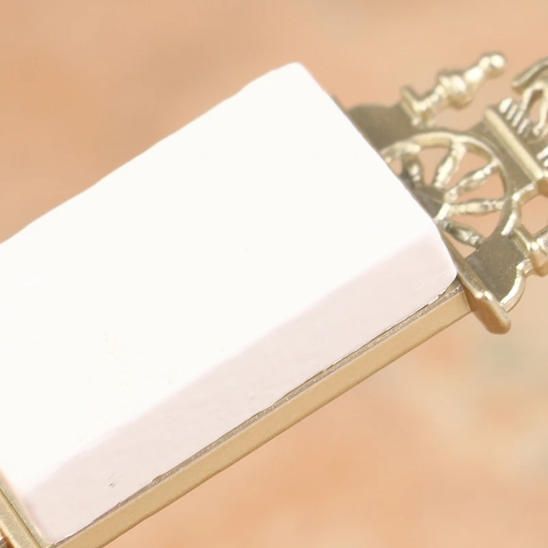 

1PC Doll House Scene Props Clock Living Room Mini Retro Roman Decoration Pendant Clock