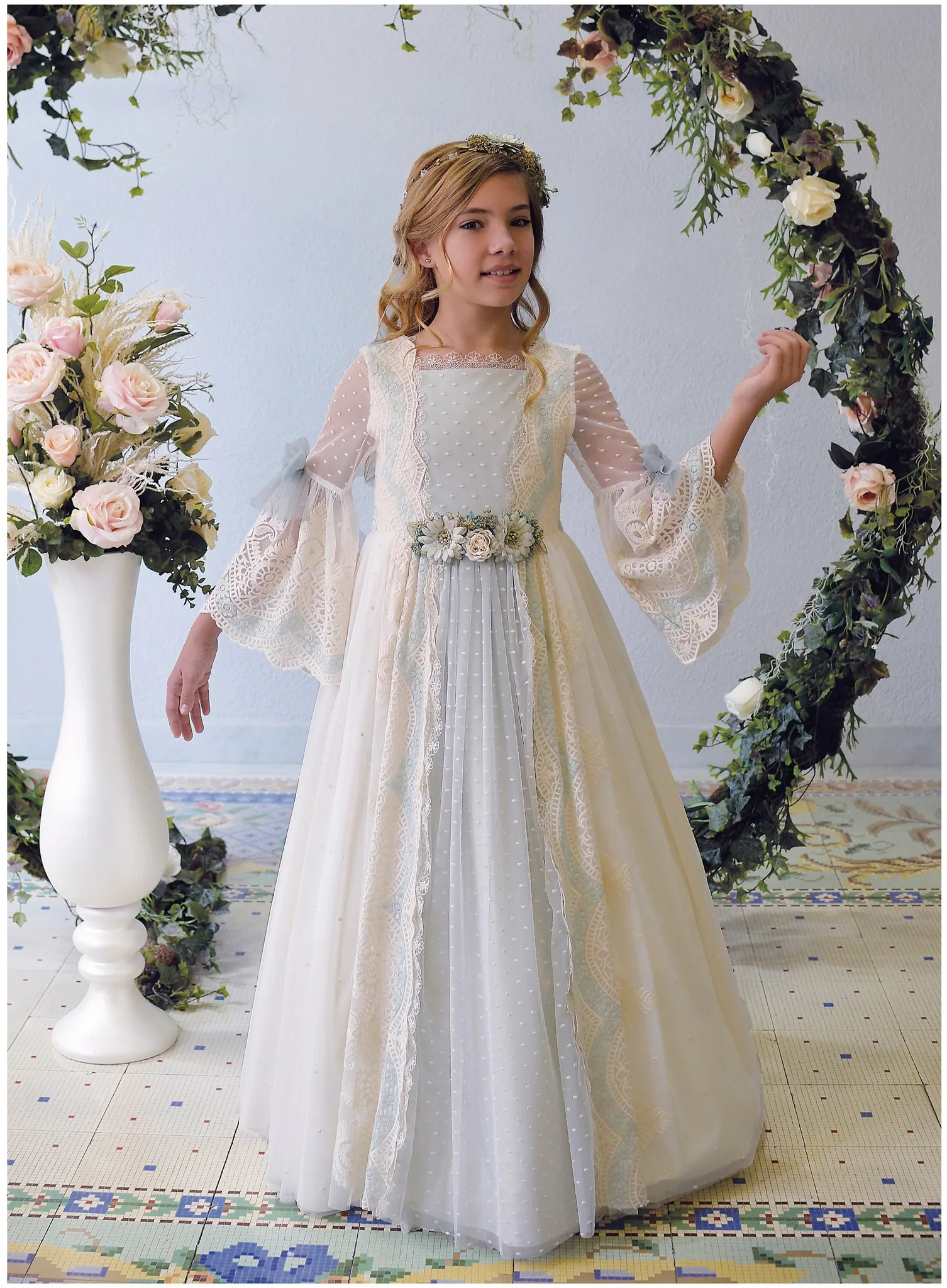 BABYONLIN Communion Dress for Kid Girl Princess Blue Lace Floral Ribbon Belt Bridemini Ruffle Edge Folds Cotton Formal Gown