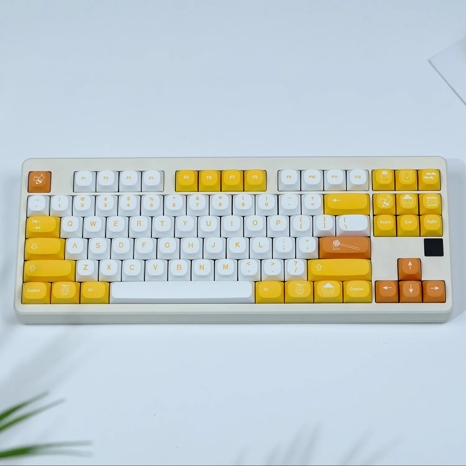 

1 Set GMK Honey Keycaps PBT Dye Subbed Key Caps MA Profile Lightproof Keycap With 1.75U 2U Shift For Customized Keyboards