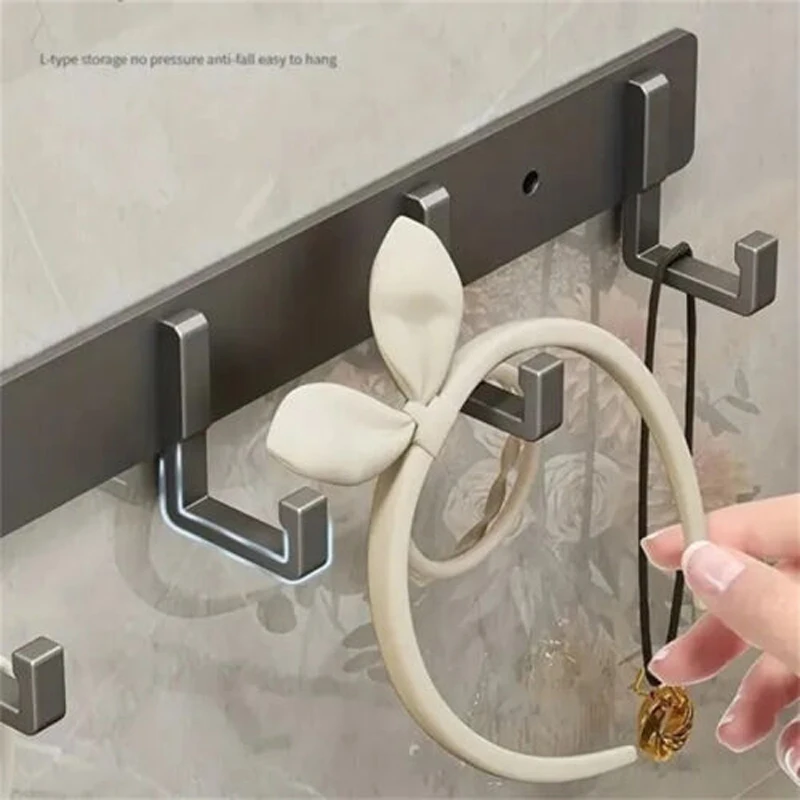 Ganchos Modernos Colgantes Para Pared Aluminio Negro, Sostenedor de Toallas para Baño, Colgador de Puertas, Perchero de Pared, Montado en la Pared.