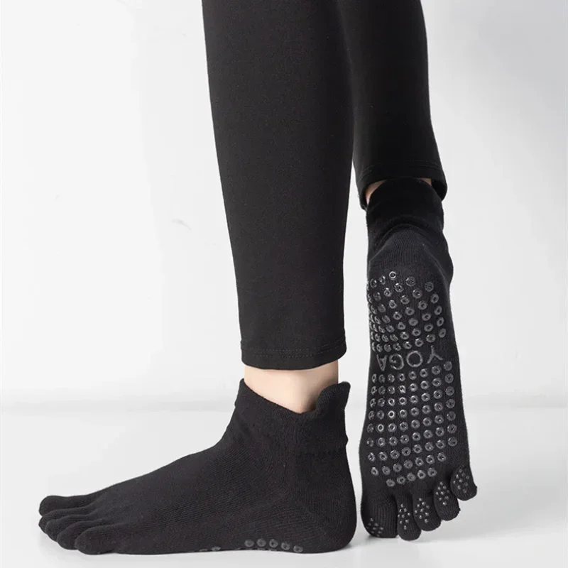 

Five Toes Yoga Socks Solid Color Cotton Breathable Pilates Socks Women Silicone Anti-slip Indoor Floor Ballet Dance Sports Socks