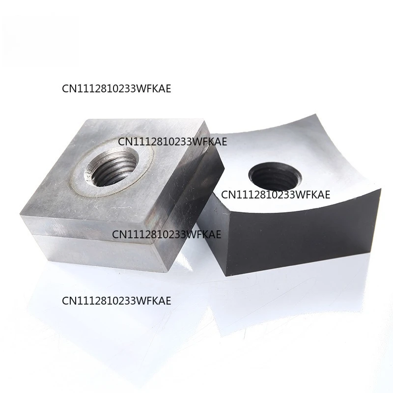 DC53 titanium-plated plastic film 40 * 40 * 25 square knife block rubber tire, single shaft shredder blade