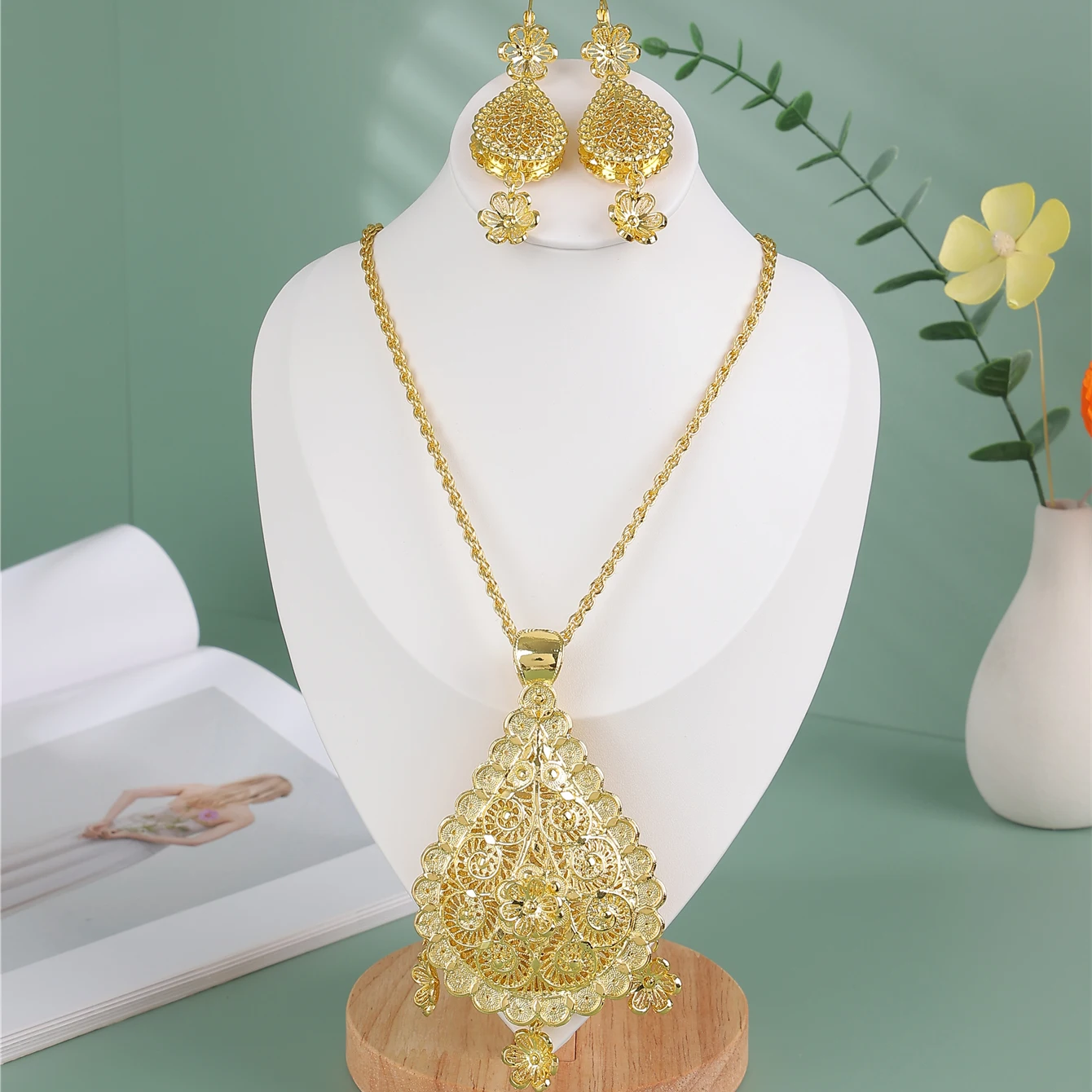 

Hollow Flower Design Jewelry Metal Earrings Necklace Set Algerian Women's Wedding Caftan Accessories Free Shipping