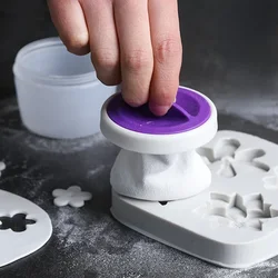 1pcs Fondant Sugar Cake Anti-stick Puff Flip Sugar Paste Powder Sprinkle Flour Starch Puff Cake Baking Demoulding Tool