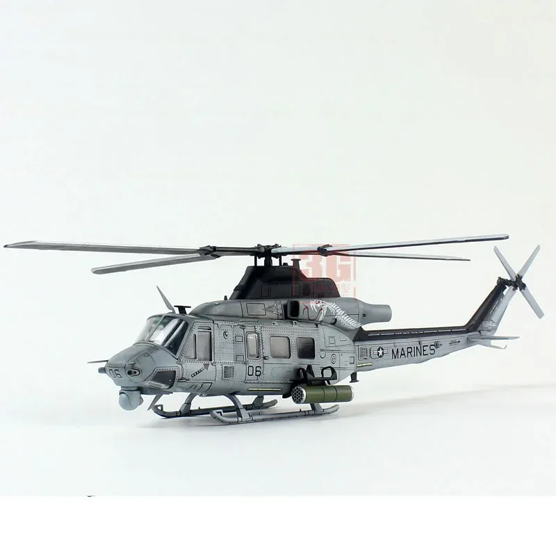 مجموعة طائرات Dream Model المجمعة DM 720018   US UH-1Y Venom Utility هليكوبتر بمقياس 1/72