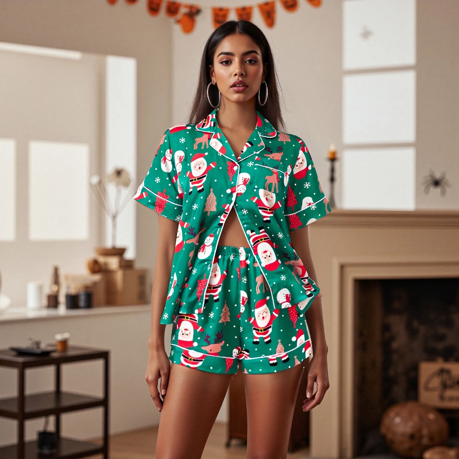 طقم ملابس نوم نسائية لعيد الميلاد مطبوع عليه سانتا بأكمام قصيرة مع شورت بخصر مطاطي من الساتان مكون من قطعتين ملابس نوم #1