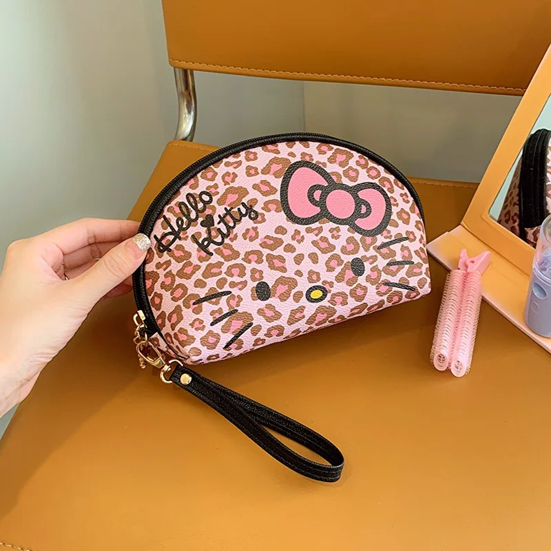 Japanese Style Cartoon Sanrio Leather Leopard Print Makeup Bag Kawaii HelloKitty Lunch Box Bag Multi Functional Storage Bag view 4