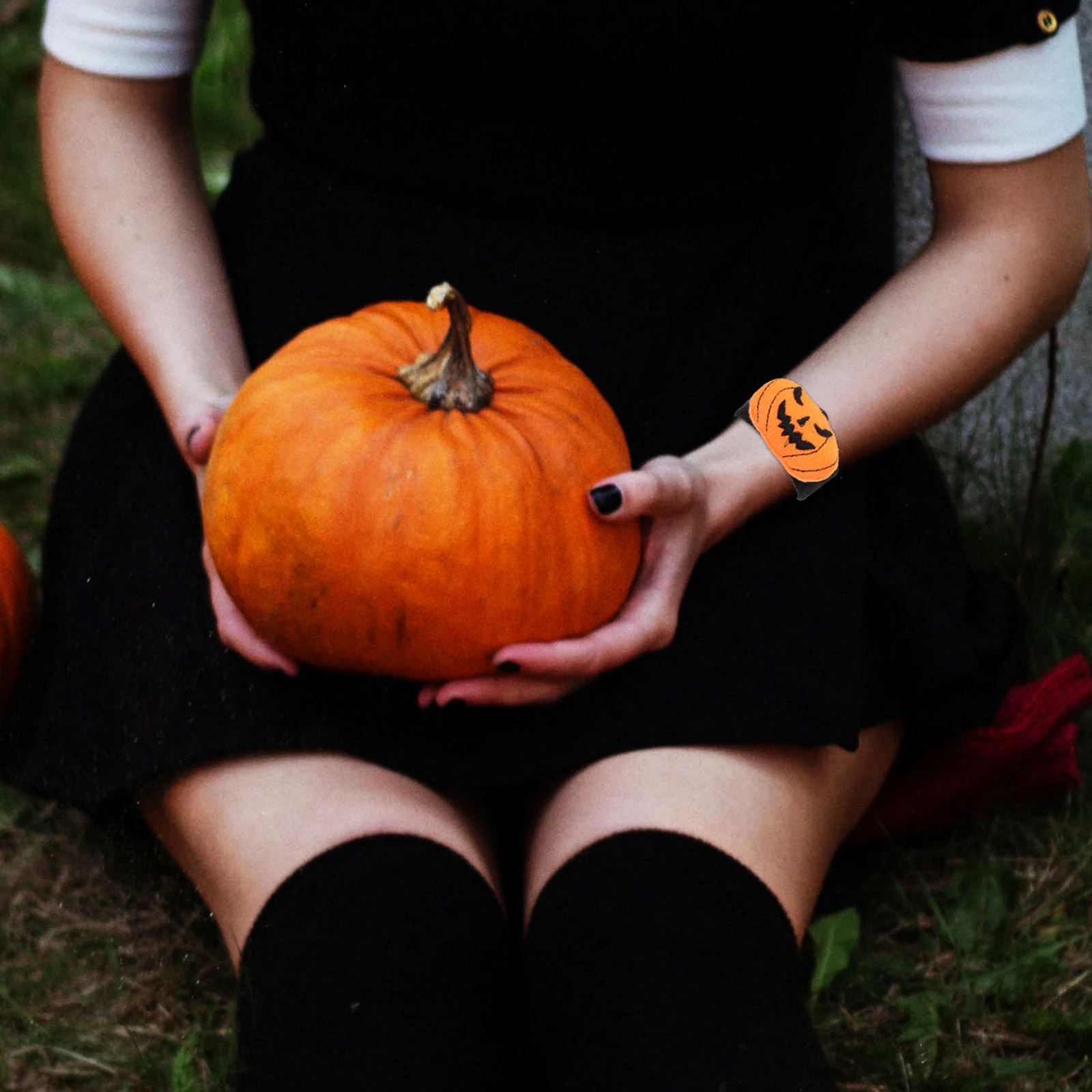 

Creative Halloween Pumpkin Slap Bracelet Wristband Party Favors Adults Kids Gift for Party Decorations