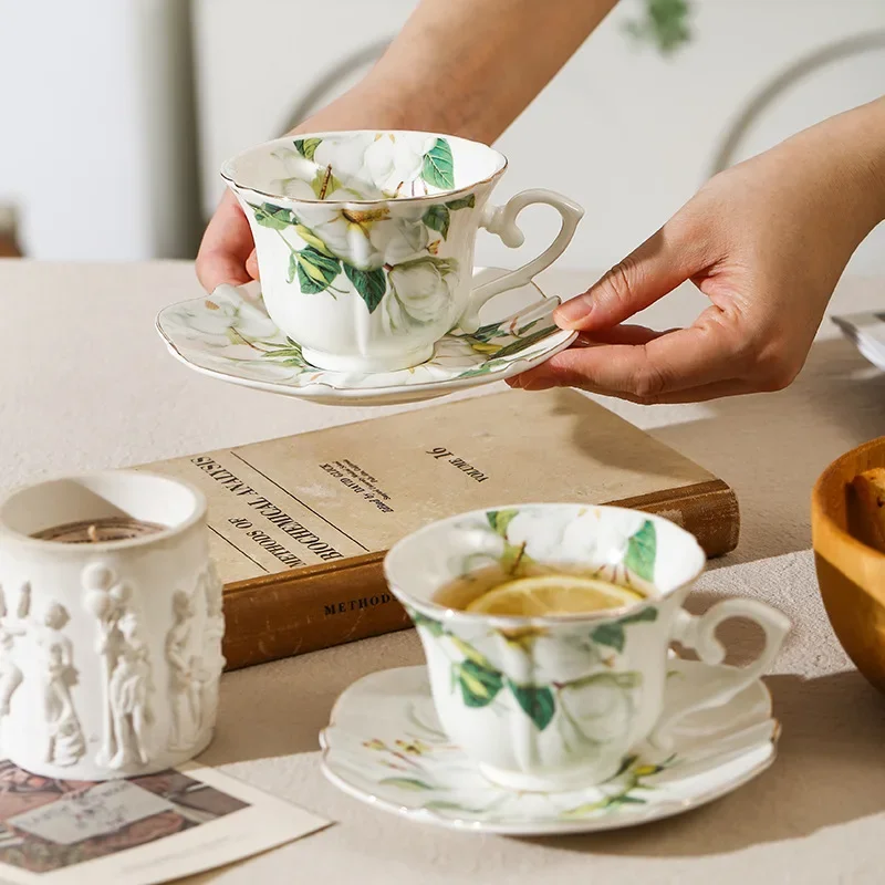 European Phnom Penh Camellia Coffee  Saucer Retro Light Luxury Flower Ceramic  Home Creative Afternoon Tea Water Cup Gift 200ml