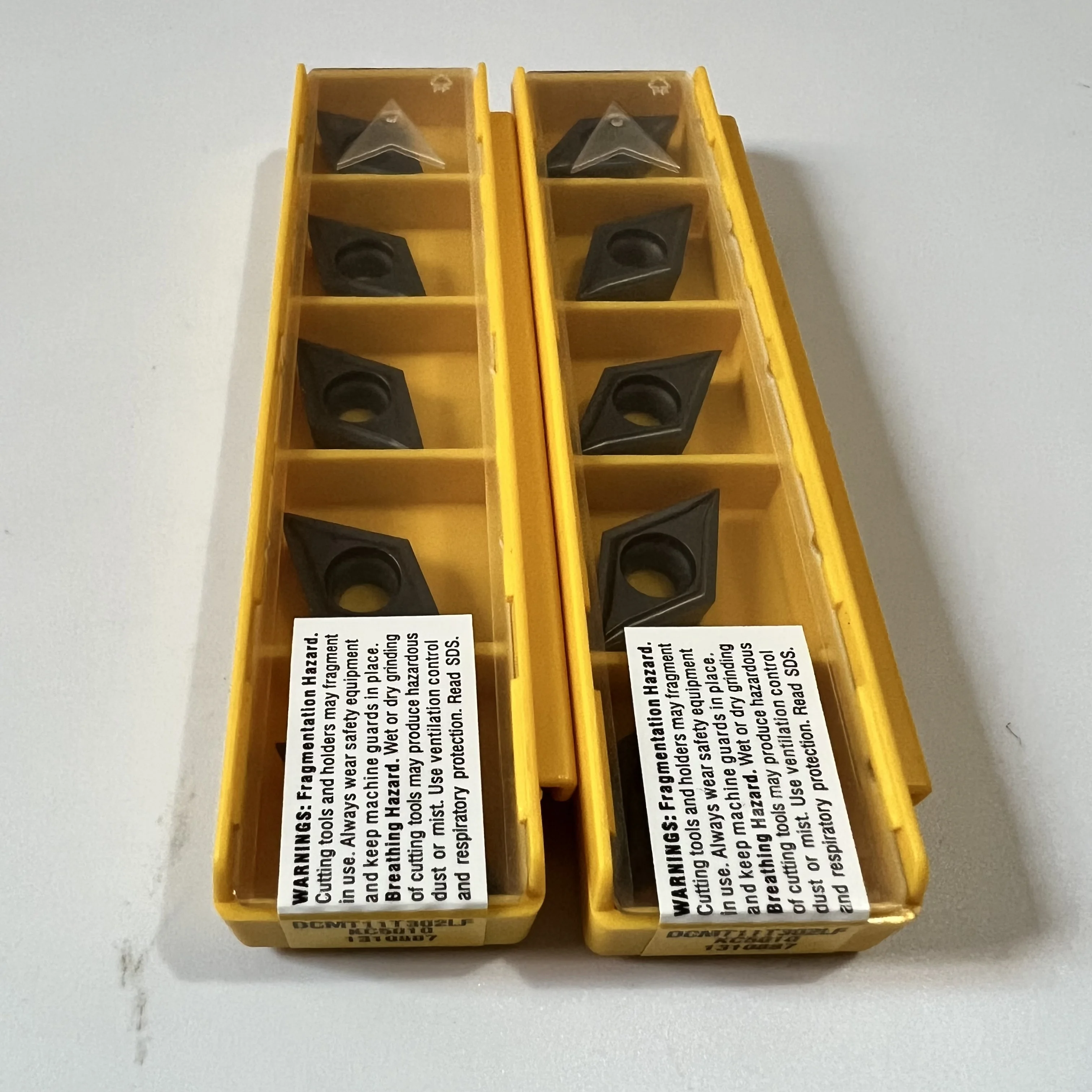 

Hard alloy cutting blades DCMT11T302LF KC5010