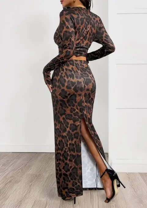 

Two Piece Women's Fashion 2025 New Women's Round Neck Sexy Bag Hip Two Piece Set Long Sleeve Leopard Pattern Slimming Split Set