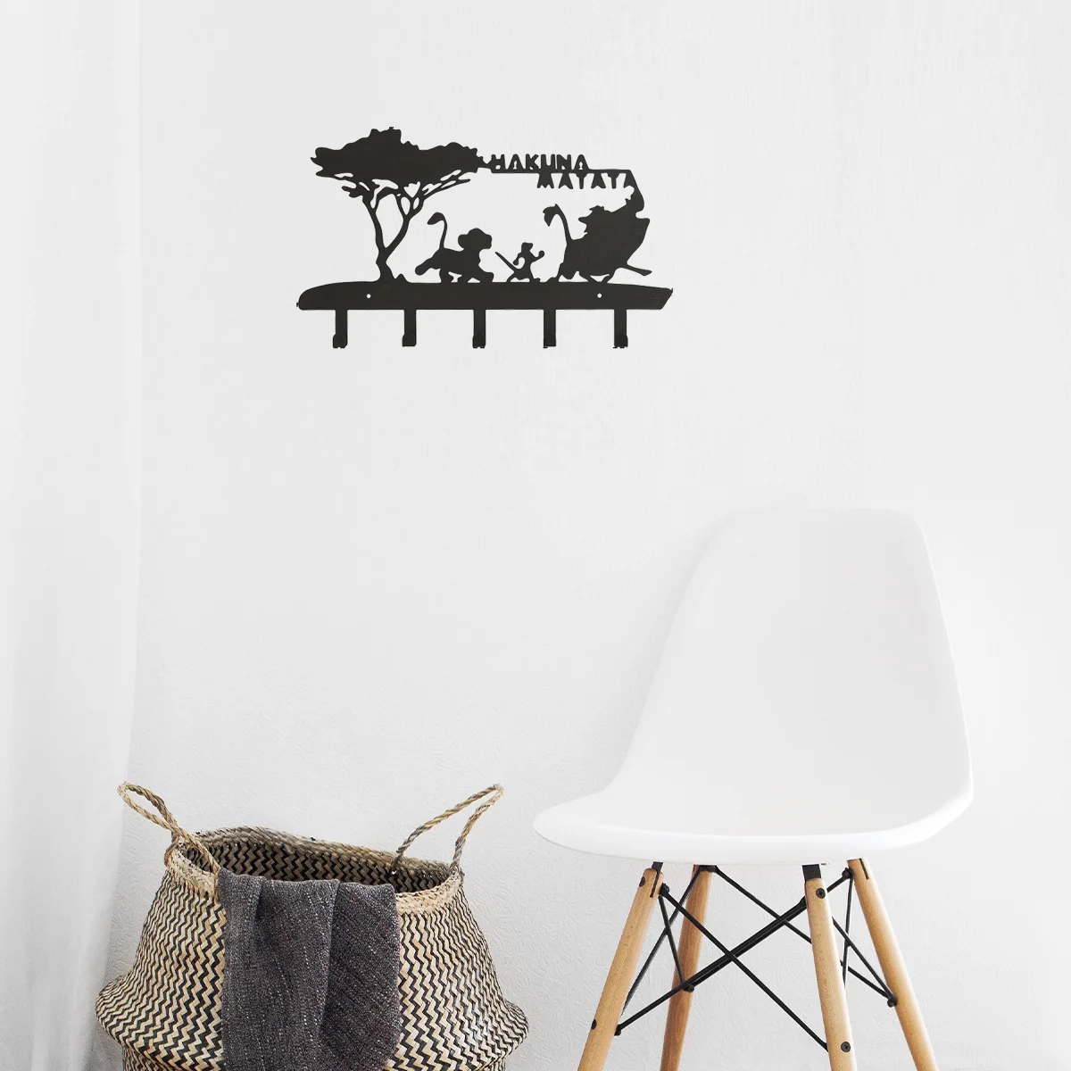 

CIFBUY Key Holder Wall Mounted Key Holders for Wall Decorative 5 Hooks Black Metal Key Organizer Rack Hanger Home Decor Home De