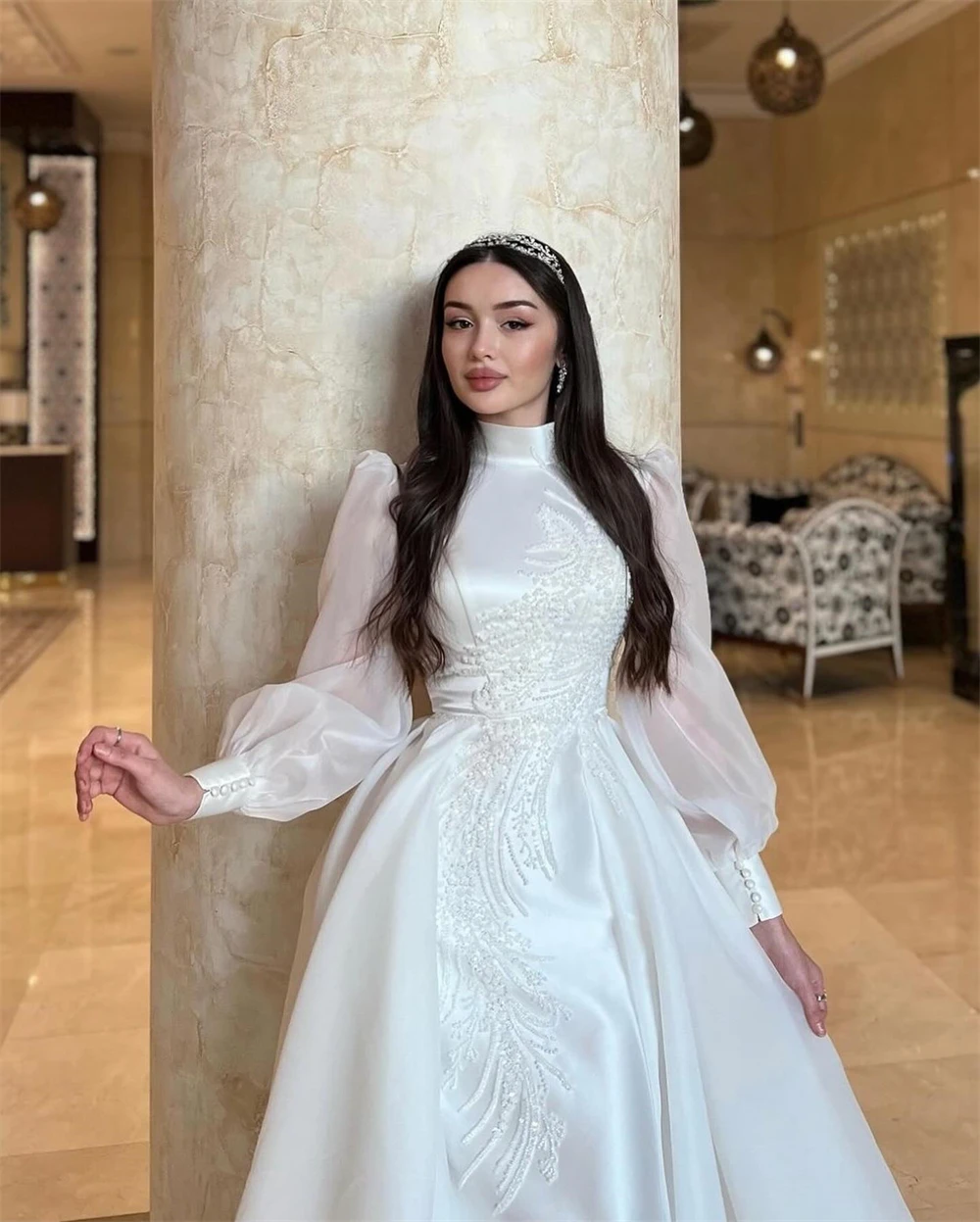 Customized High Quality Long Sleeves Wedding Dress White Satin Appliques Bridal Gowns for Woman Sparkly Beading Vestido De Novia