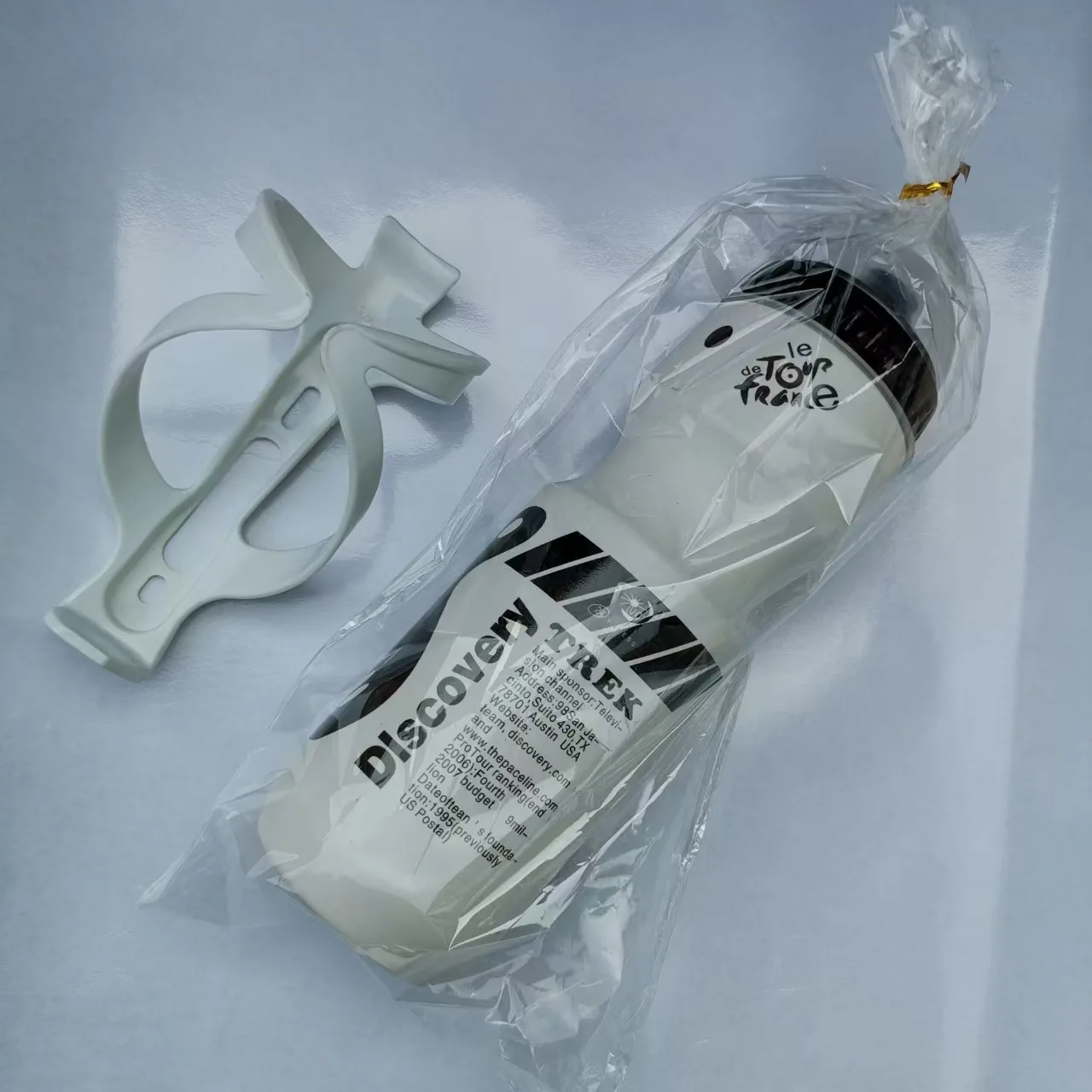 750ml Fahrrad-Trinkflasche für Mountainbikes und Rennräder, Outdoor-Radflasche, tragbar mit Flaschenhalter, Fahrradzubehör – Detail 3