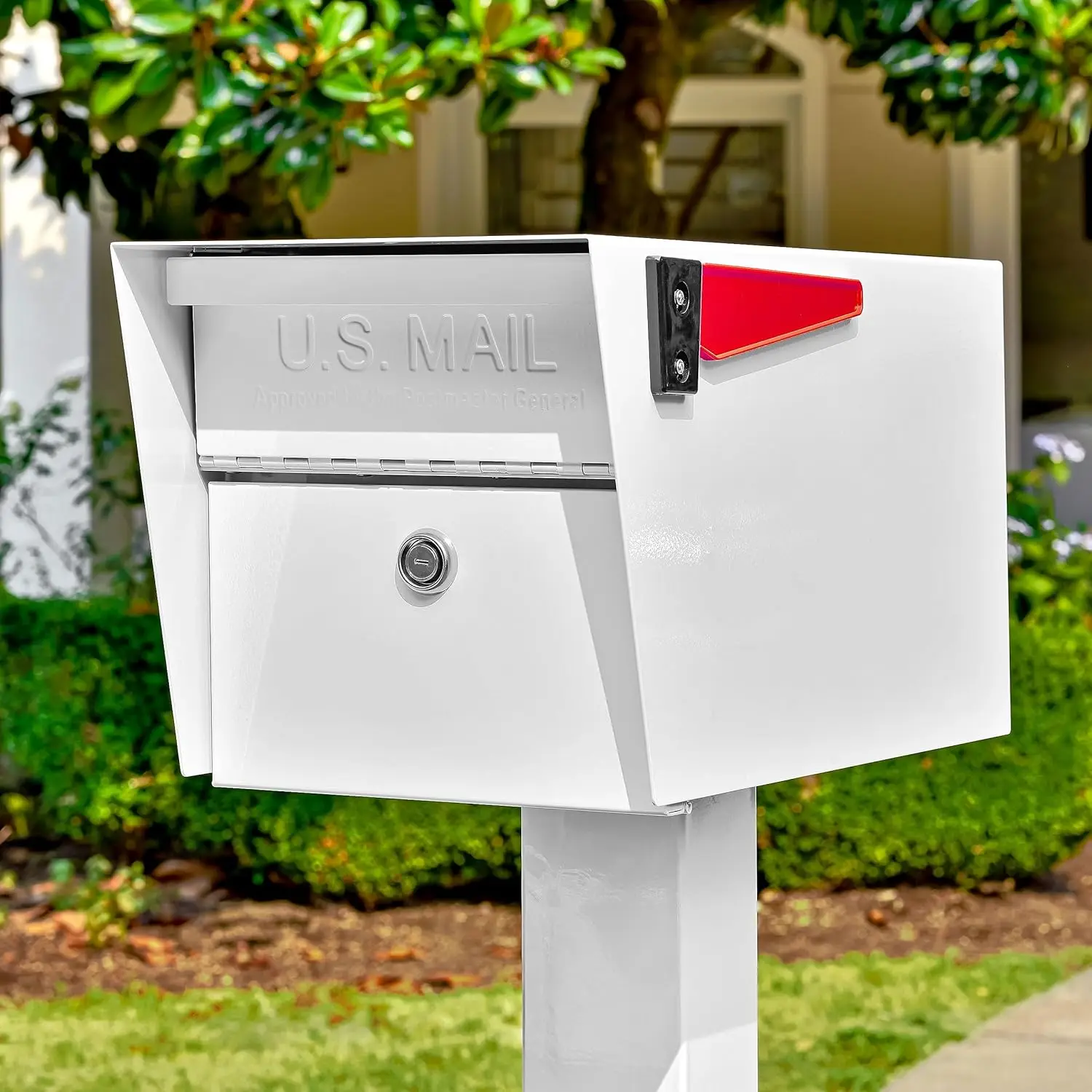 Mail Boss 7509 Mail Manager Curbside Locking Security Post-Mount Mailbox Alpine White Letter Box