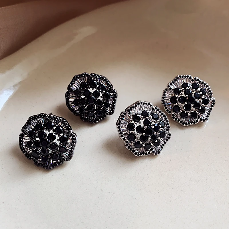 2024 Korean new design fashion jewelry silver plated black zircon flower earrings elegant women\'s evening party accessories