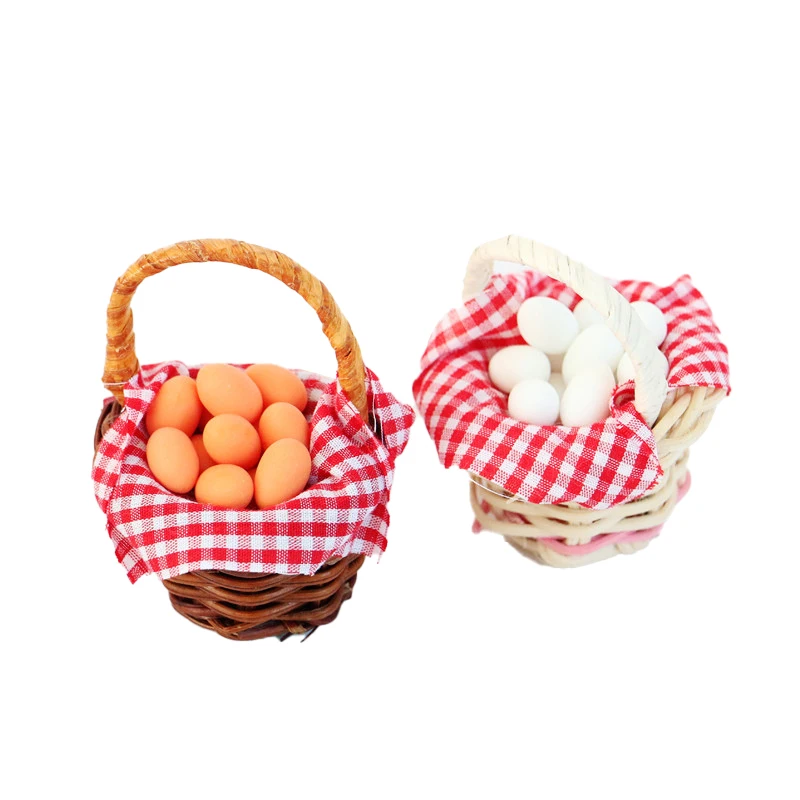 1Set 1:12 Casa delle bambole in miniatura Cestino per le uova Plaid rosso Anatra Uovo Telaio Cucina Modello alimentare Giochi di imitazione Giocattolo Accessori per casa delle bambole