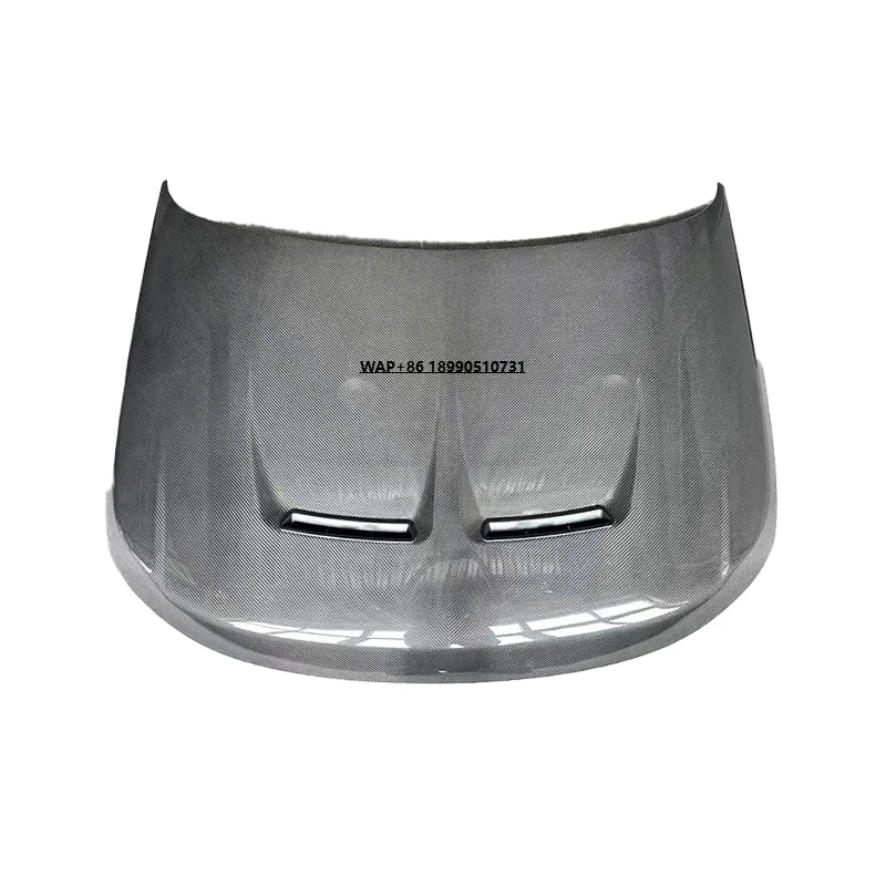 

Factory New High Quality Dry Carbon Fiber Hood for Range Rover Sport