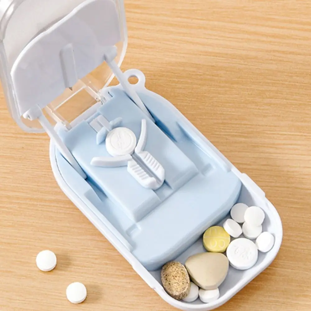 Portable Pill Cutter Storage Box Precise Cutting Dustproof Pill Divider Case Moisture-proof with Magnifying Glass