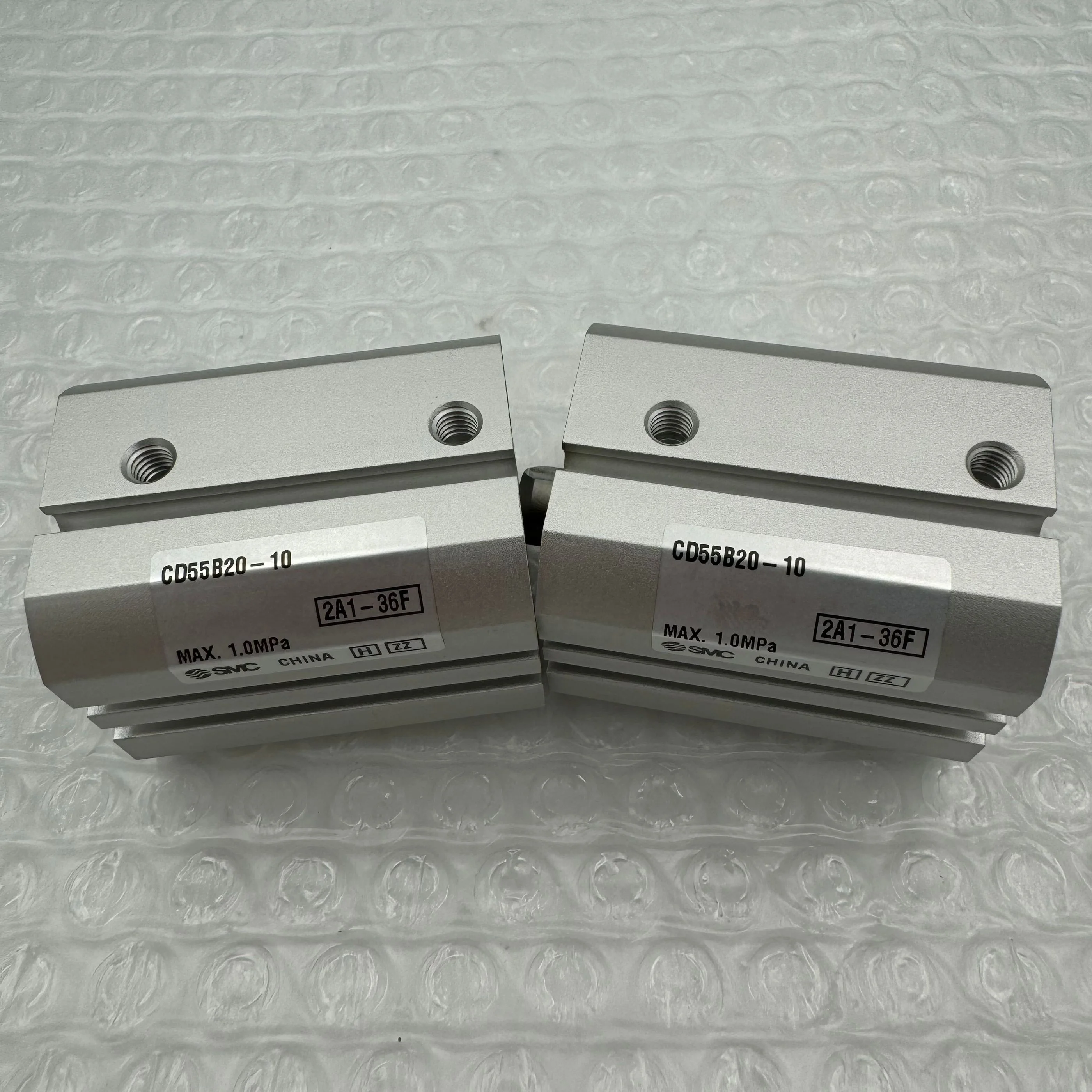 Cilindro originale SMC a basso profilo CD55B20-10 CD55B20-25-X1439 Cilindro a doppio effetto con stelo singolo