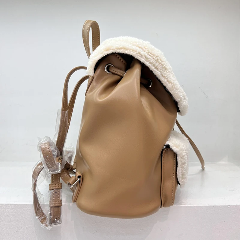 England Style Plush Bags For Women Luxury Designer Handbags Purses 2023 New In lambswool Splicing PU Soft Skin Shoulder Backpack