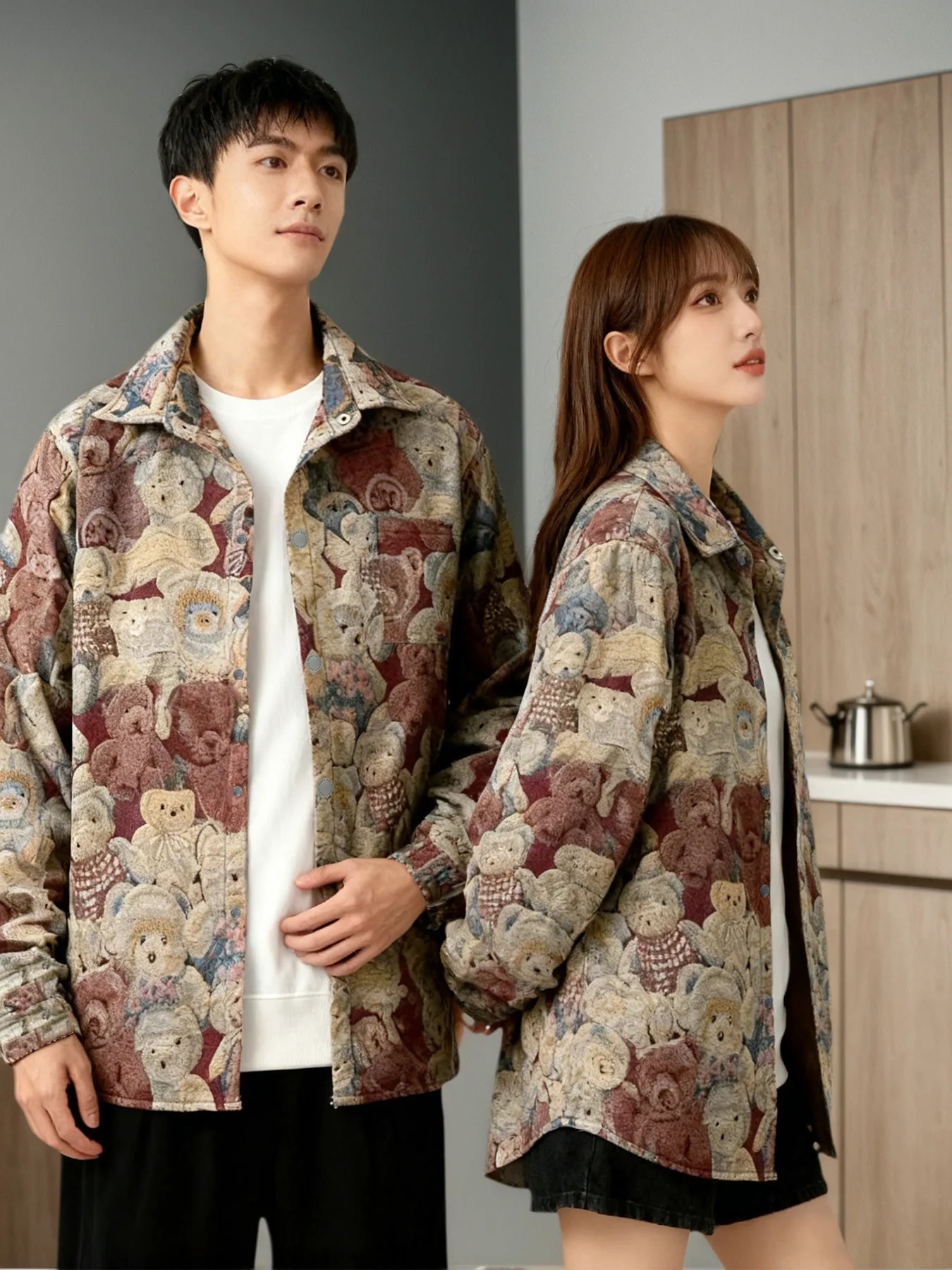 

American-style retro teddy bear jacquard jacket, unisex, trendy casual cool with a turn-down collar, high-end feel jacket