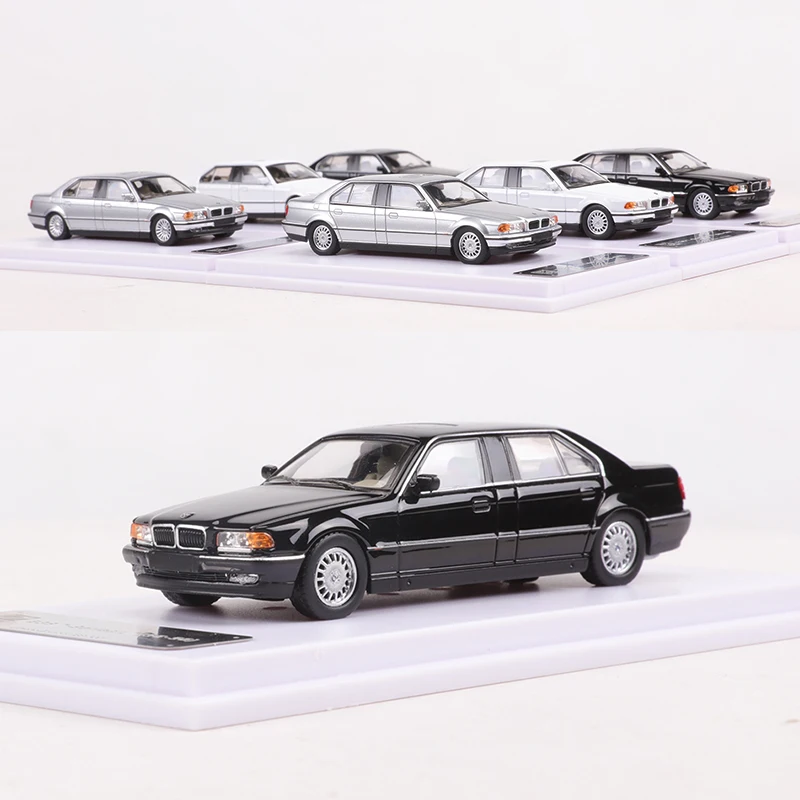 DCM 1:64 E38 7-Series (96-98) (98-01) модель автомобиля из сплава Ограниченная серия 4500