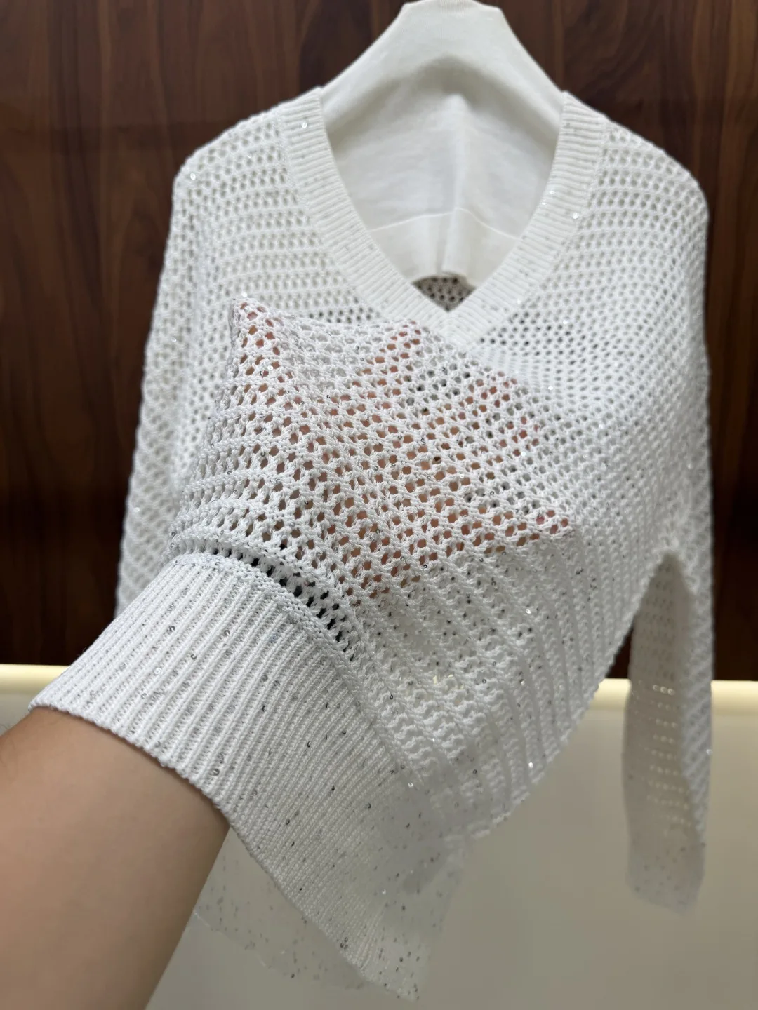 Women'S Early Autumn New V-Neck Long-Sleeve Knit Top With Sequined Mesh Cutouts (Model 2026)