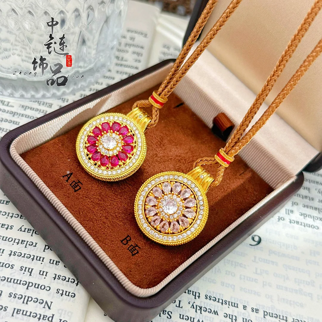 Diamond-encrusted sunflower compass pendant Double - sided diamond lemon slice compass 9999gold