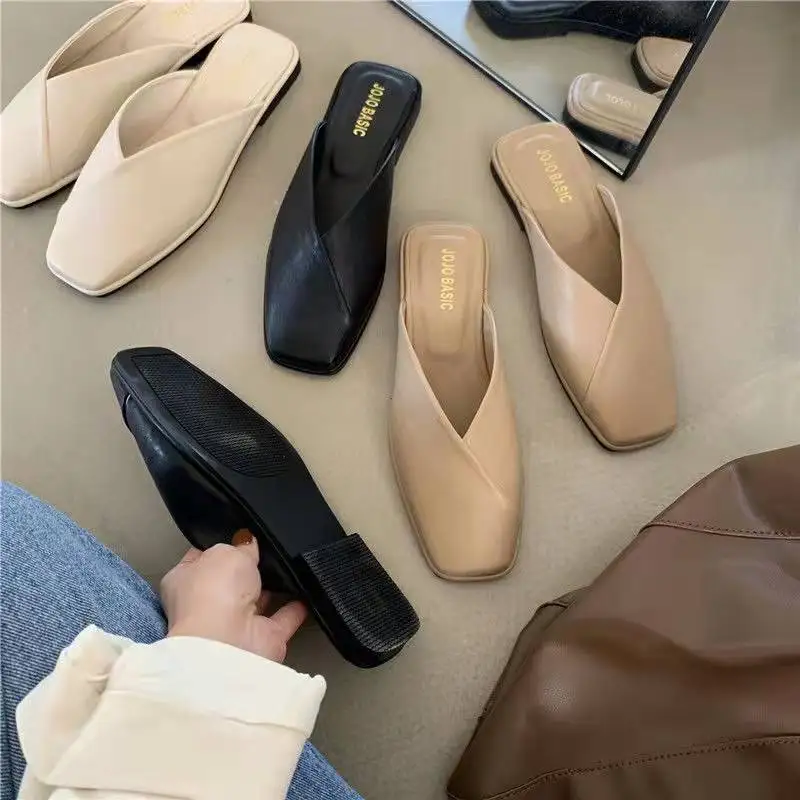 Designer Comfortable Women\'s Mules Shoes Slippers Elegant Sandals Woman Fashion With Chic Point Hot Leather Summer New 2024 Low