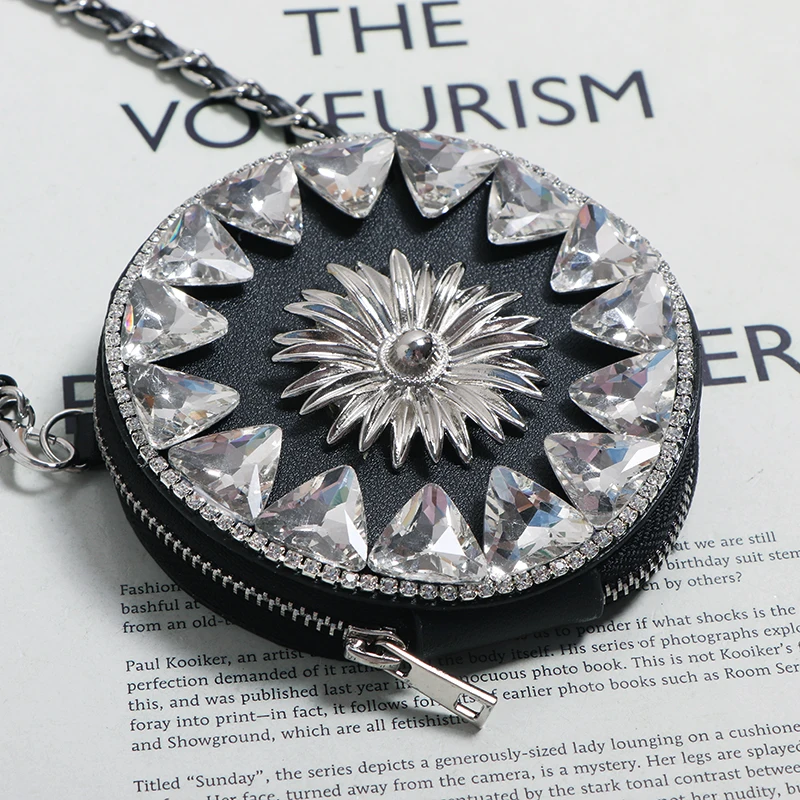 DAEYOTEN 2022 New Coin Purses and Handbags Luxury Crossbody Bags for Women Diamond Party Bag Mini Round Woven Small Bag ZM1309