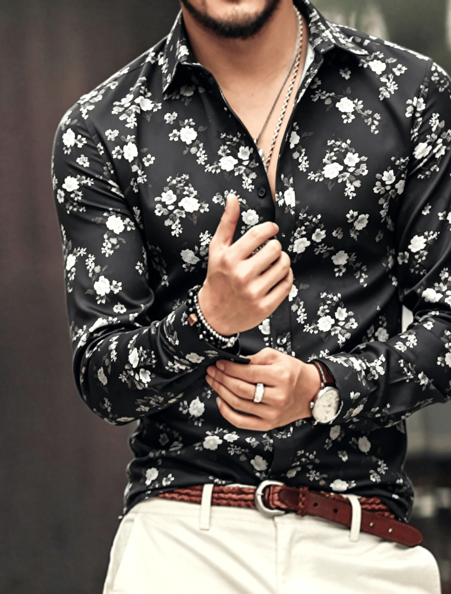 

Men's Black Base White Floral Print Long Sleeve Shirt, Elegant Ditsy Flower Pattern Casual Button Down for Spring & Summer