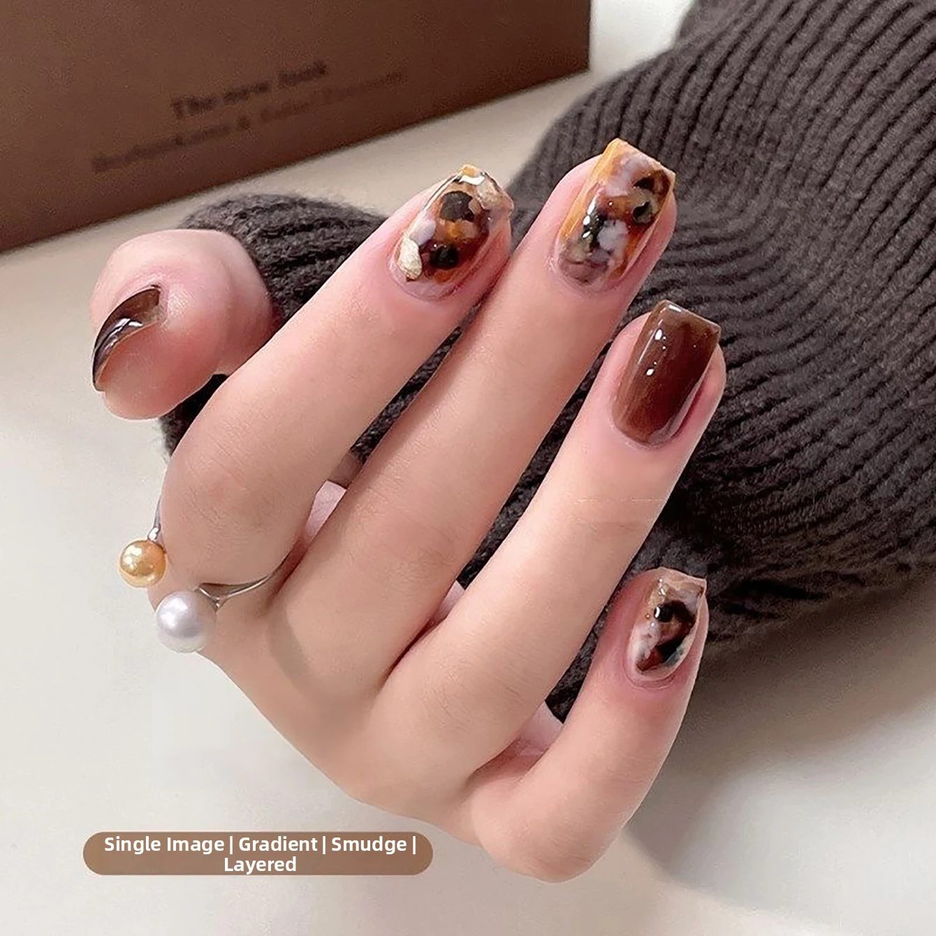 9-Farben-Set mit Gel-Nagellack in den Farben Amber und Jelly, glänzende, transparente und matte Farben, zum Gestalten von Herbst- und Winternägeln, Salonqualität. – Detail 12