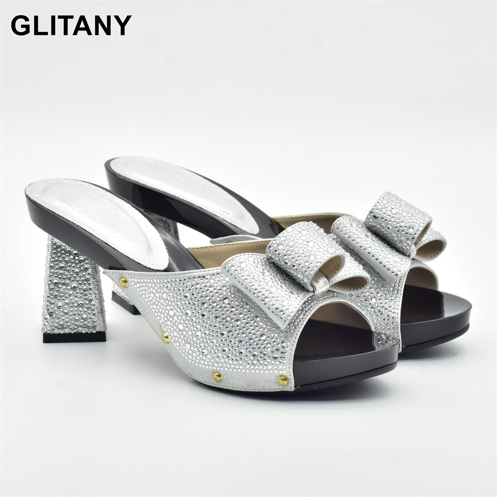 

Latest Italian Lady Sexy High Heels Pumps Decorated with Rhinestones Italian Design Silver Color African Sandals Shoes for Party