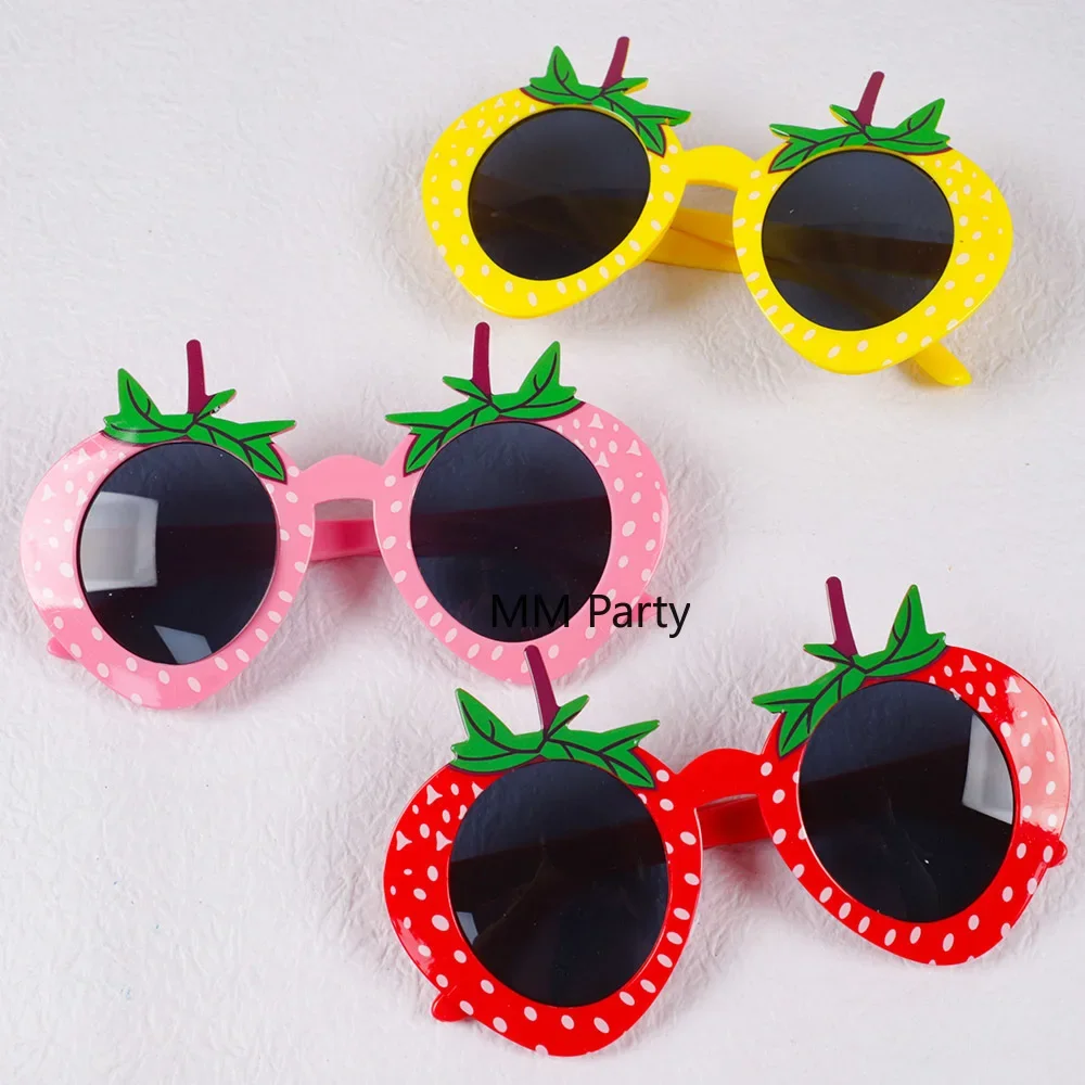 1Pcs Sweet Strawberry Glasses Summer Fruit Party Sunglasses Photo Props for Kids Birthday Baby Shower Party Favors Decoration