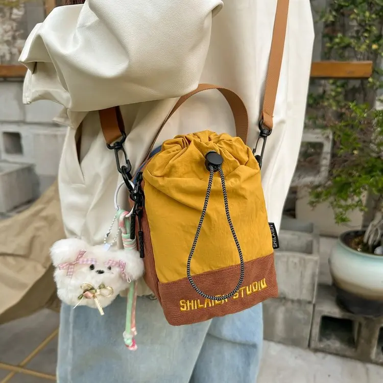 Fashionable Unisex Mountain Series Single Shoulder Bag Crossbody Bag with Drawstring Candy Colored Mobile Phone Bag Small Squ...
