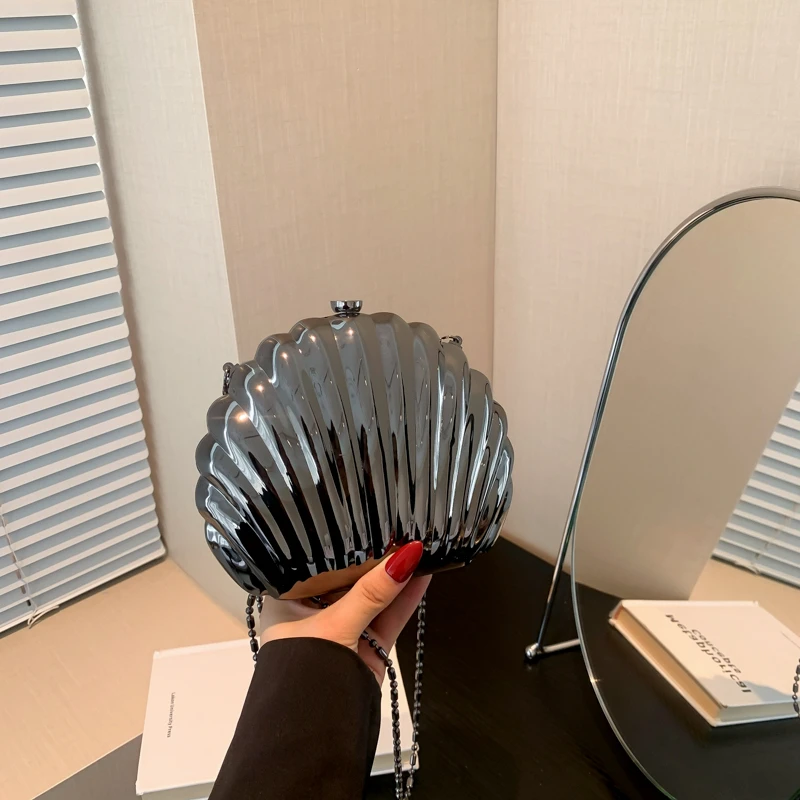 

Высококачественная женская роскошная кожаная сумка через плечо, элегантная дизайнерская сумка через плечо, идеально подходящая для стильного городского использования