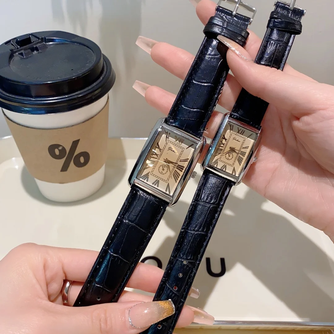 ريترو خمر ساحة كوارتز التناظرية ووتش فضية لهجة حالة التمساح نمط براون الجلود الأعمال عارضة اللباس ساعة المعصم