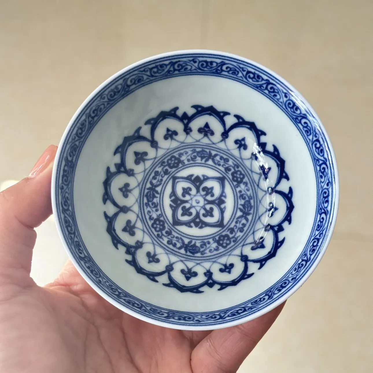Jingdezhen Antique Ceramics Baoxiang Cup Cup Single Cup Blue and White Interlock Branch Pu'er Personal Tea Cup Tea Tasting Cup