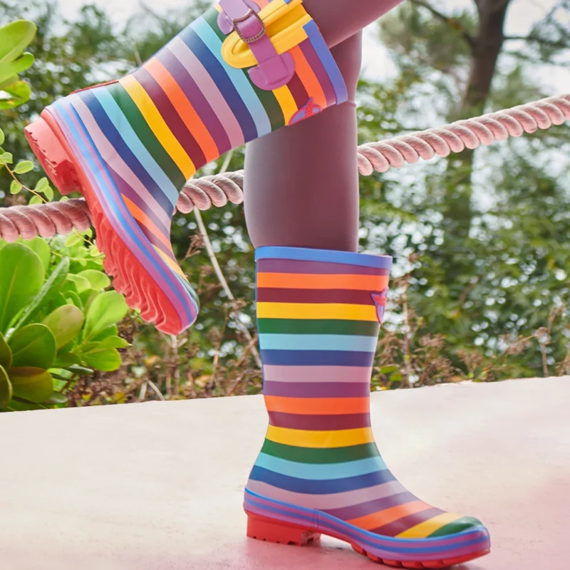 British Women's Rubber Anti Slip Rain Shoes With Printed Midsole