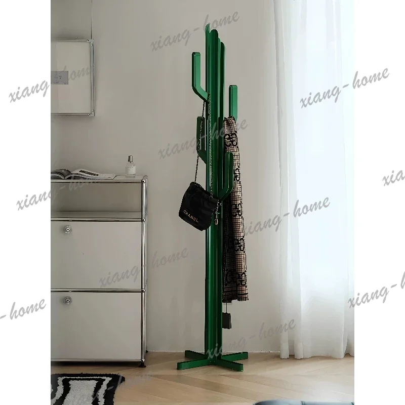 LJY Creative Cactus Shaped Metal Coat Rack Freestanding Multi-hook Garment Stand for Bedroom Entryway Modern Home Interior Decor