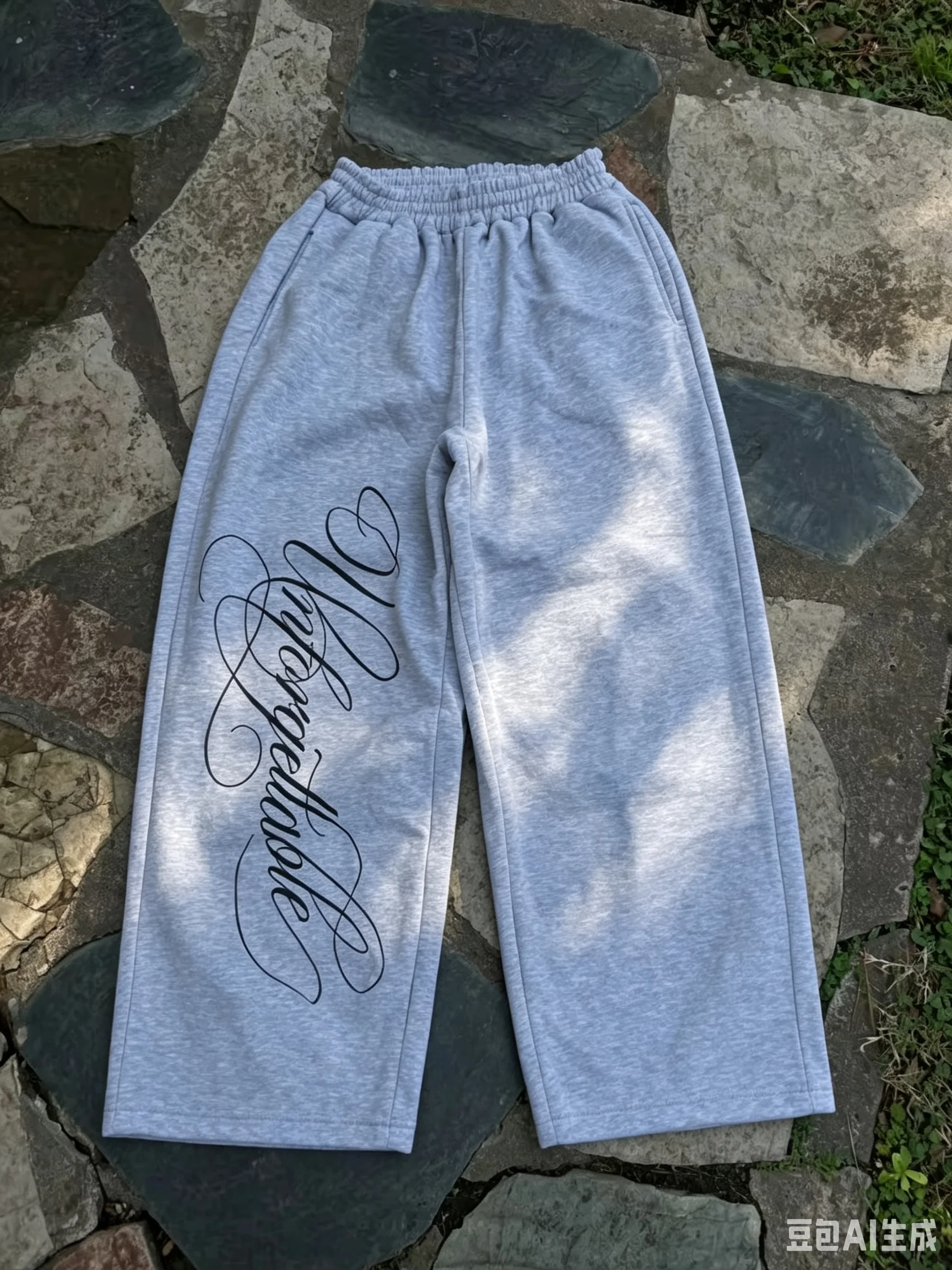 2026 Herren Mehrfarbige Jogginghose, Kursiver Gotischer Vertikaler Schriftzug, Kordelzug, Elastischer Bund, Hip-Hop Streetwear Hose für Kinder – Detail 6
