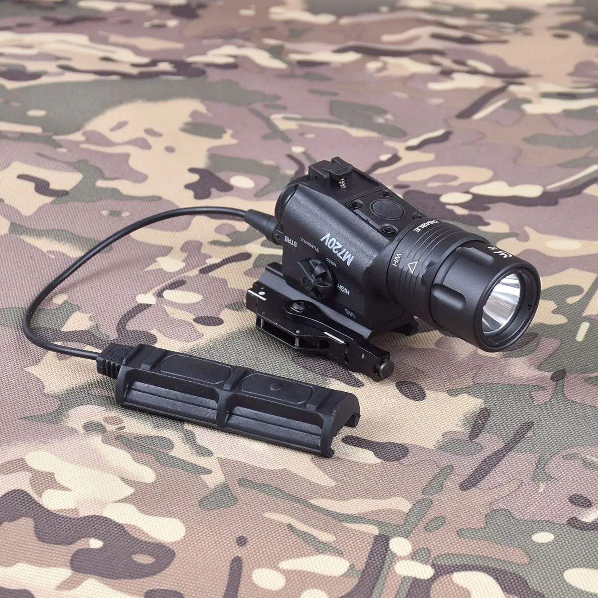 Tactical Super Weapon Gun Light SF M720V Constant Momentary Strobe Function Hunting Airsoft Rifle AR15 M4 Lamp Armas Lantern