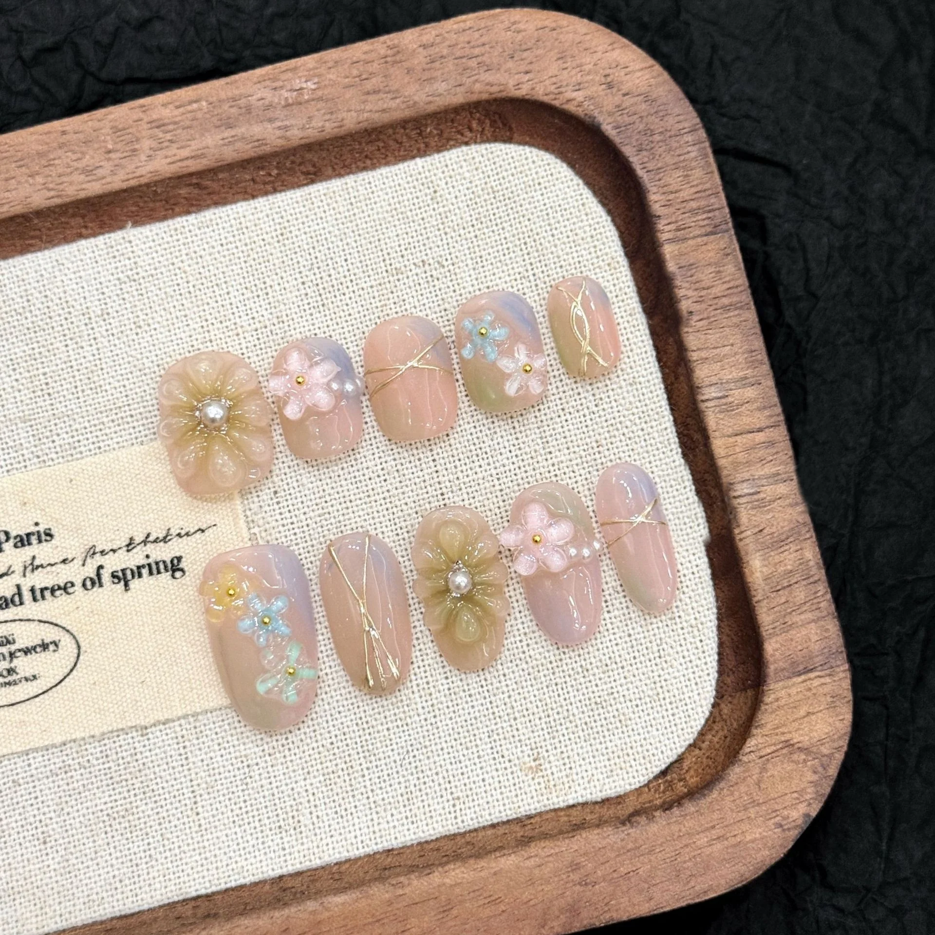 10pcs Pure Hand Pressed Short Round/Oval Nail Art,Beautiful Fake Nails,Colorful Summer,Delicate Pearl Flowers,Suitable For Women