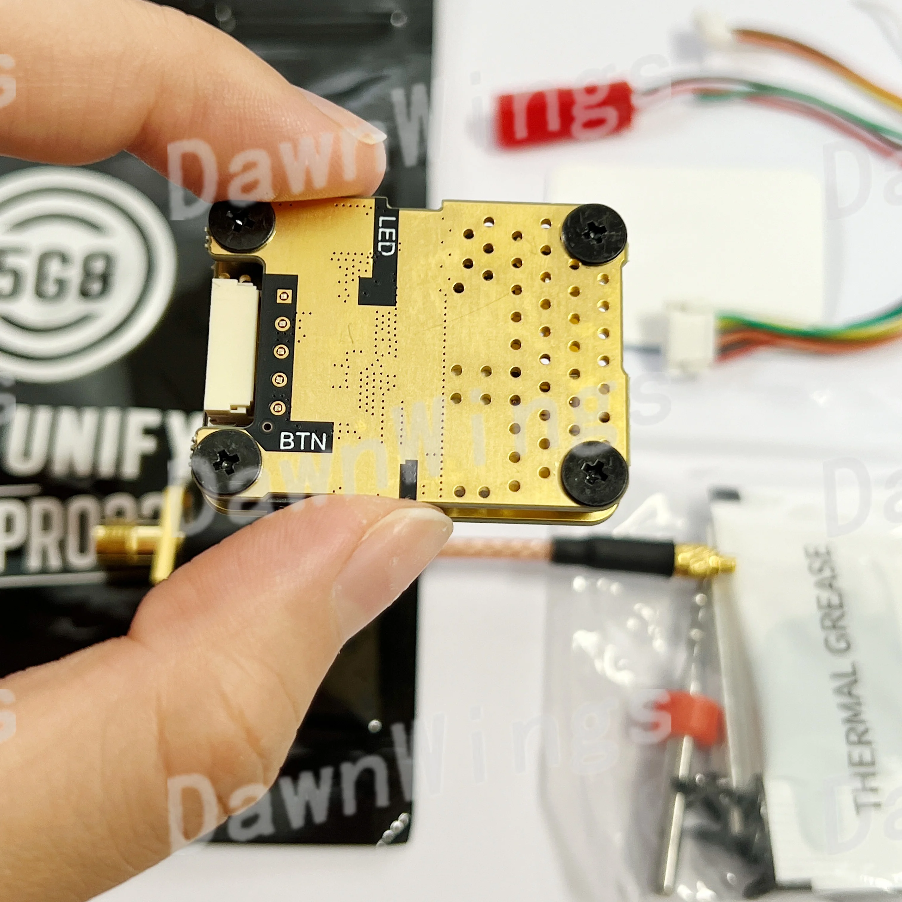 TBS UNIFY PRO32 DP (MMCX) 3 واط + بالوعة الحرارة واسعة النطاق 5.8 جيجا هرتز جهاز إرسال الفيديو لطيارين FPV طويلة المدى